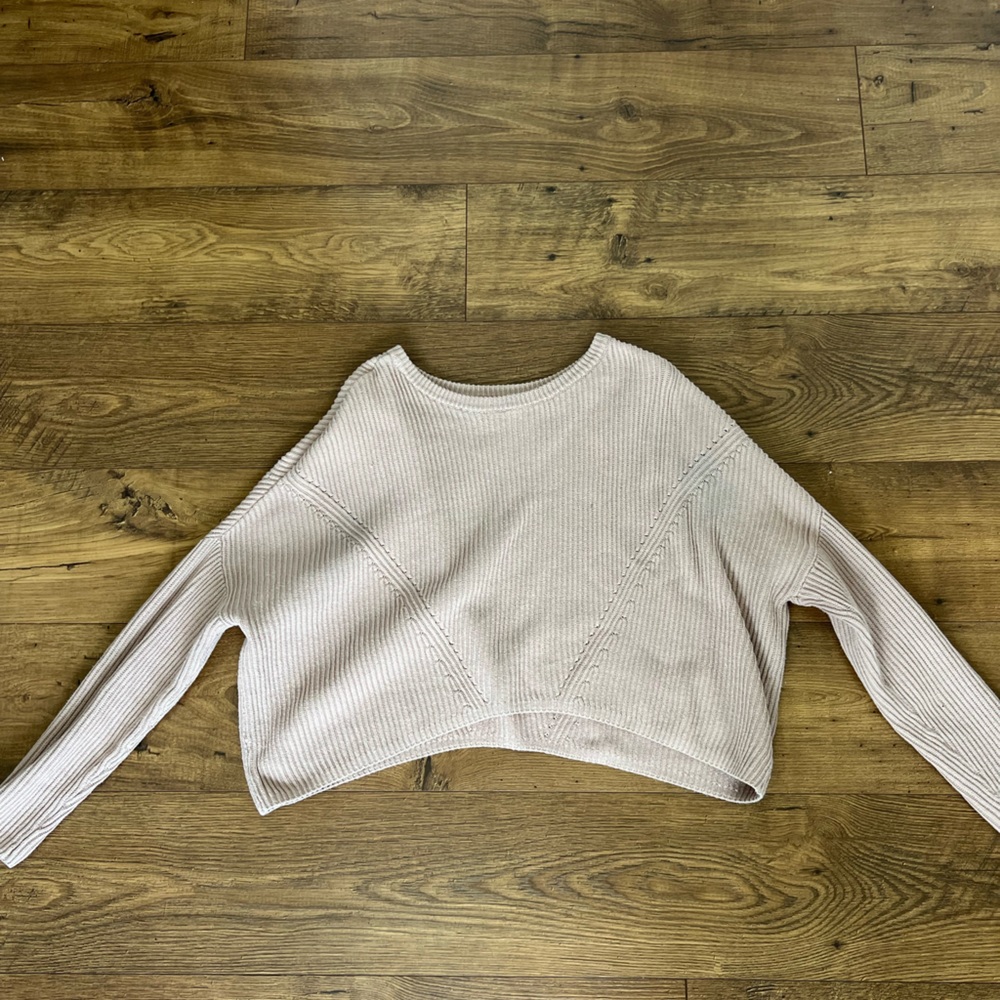La hearts cropped sweater